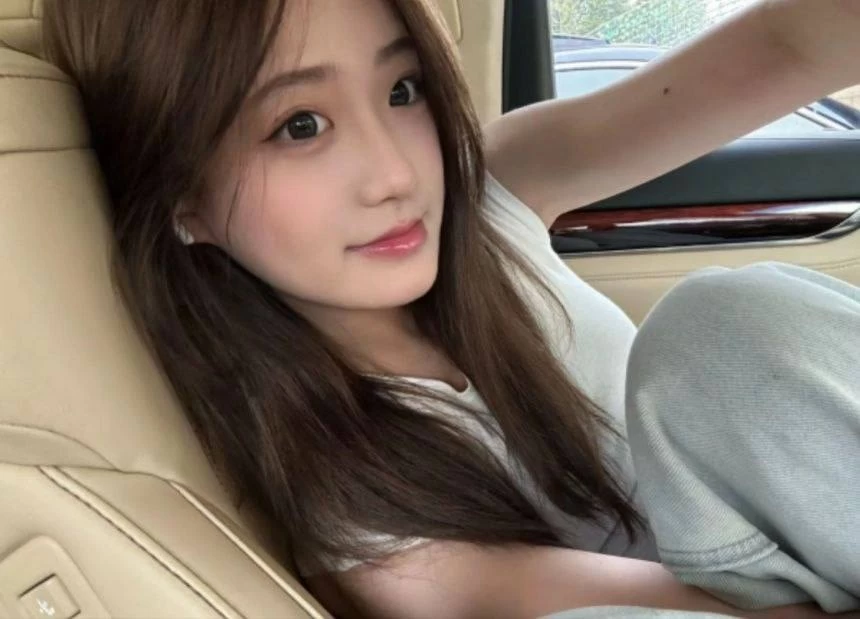 深圳会所微信客服，探索未来，人工智能在医疗诊断中的潜力与挑战