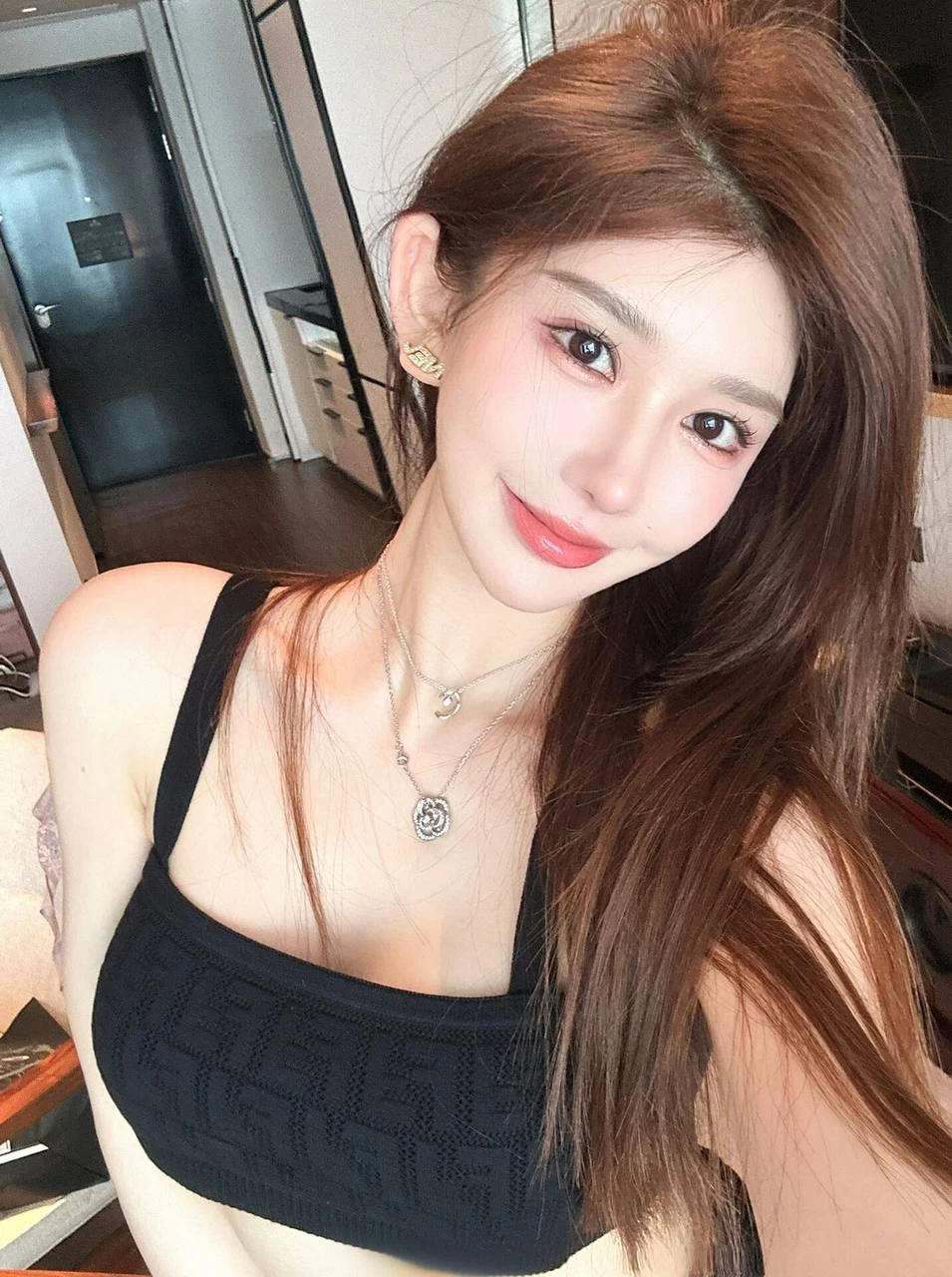 深圳外围女的微信(深圳外围女的微信名字)