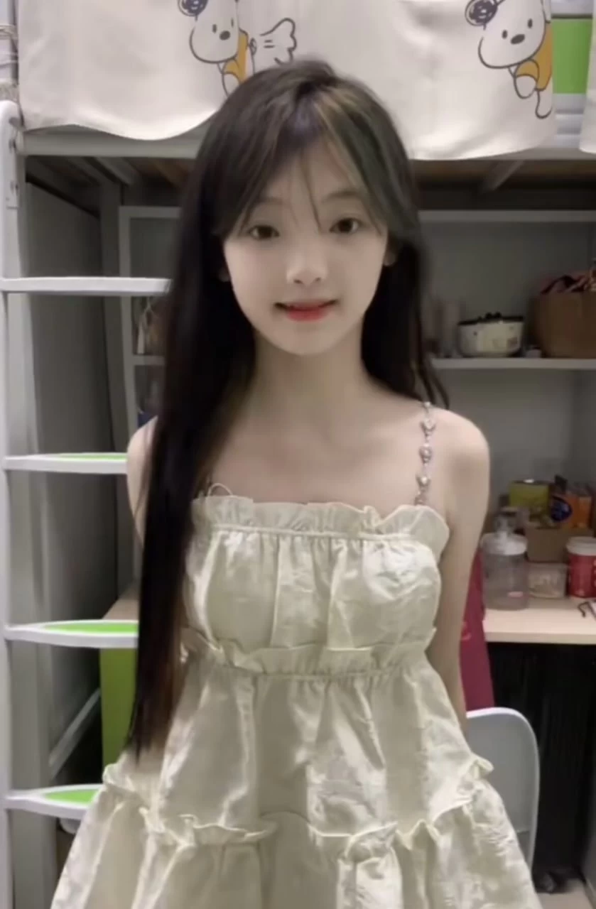 深圳桑拿蒲友论坛FC(女子罚女儿冬夜街头跪地行走)