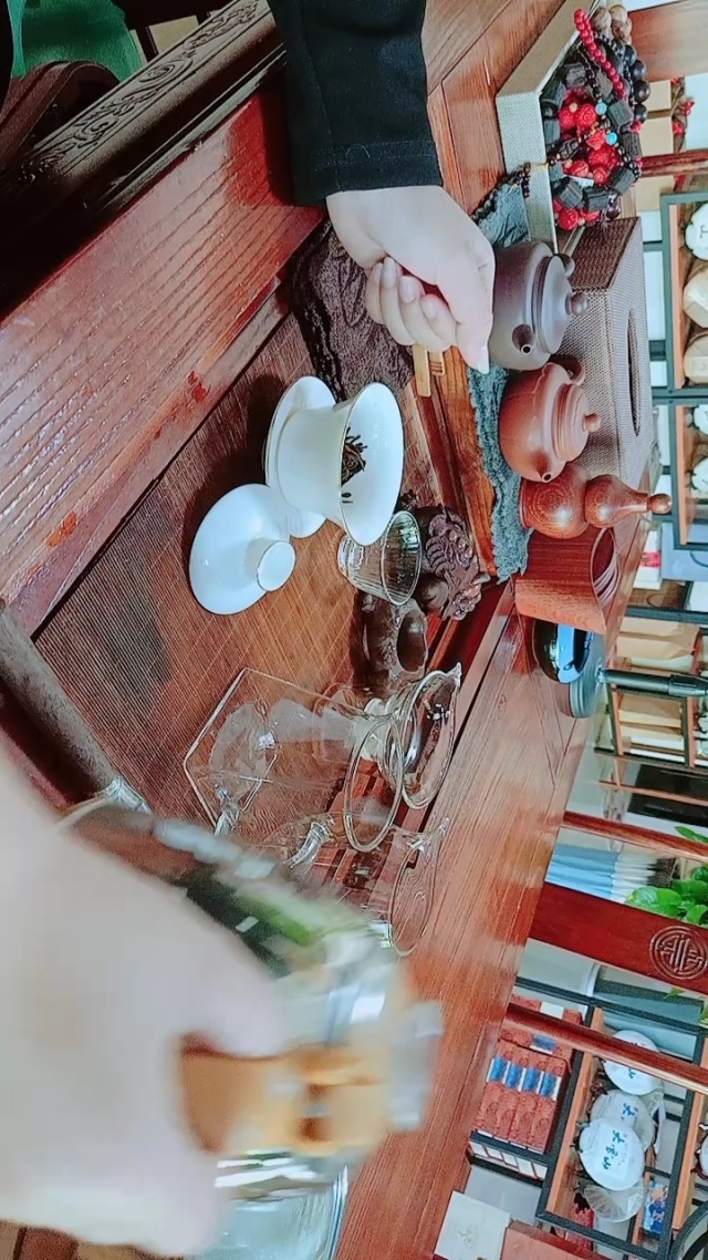 关于广州犬马之家_微信喝茶全套的信息