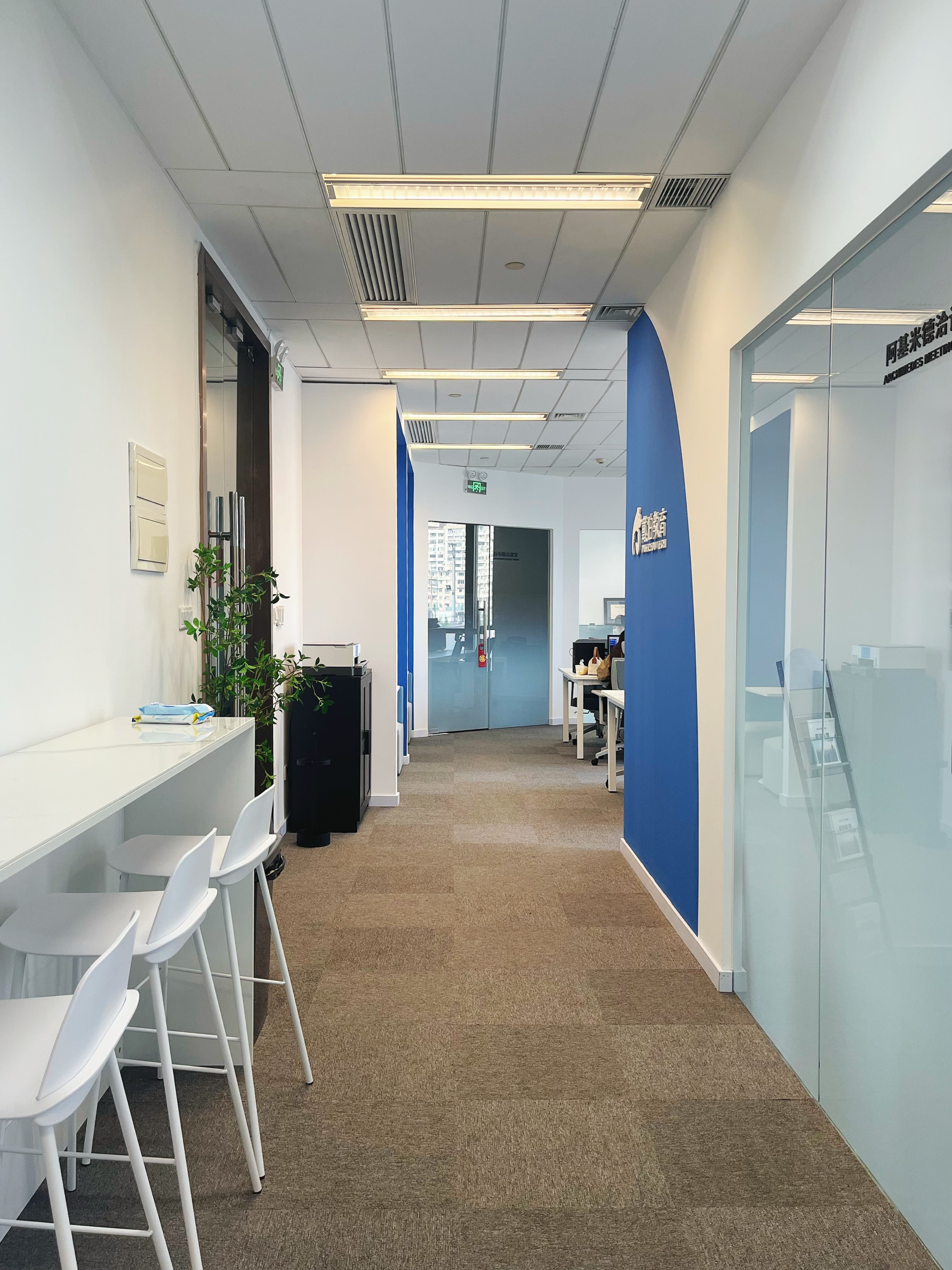 上海靠谱高端工作室	的简单介绍