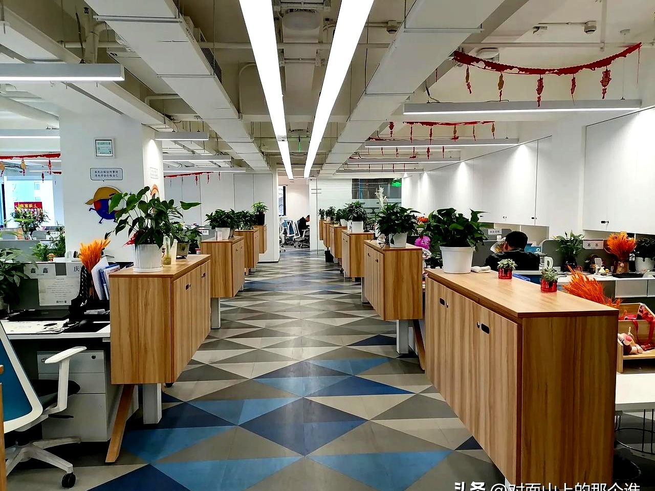 上海高端自带工作室	_2021年上海自带工作室